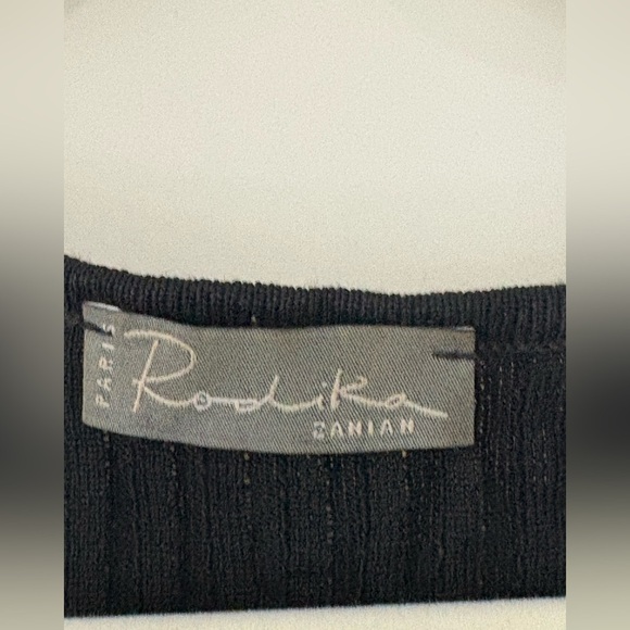 RODIKA PARIS | Black v neck tank, viscose blend, ribbed detail, size small - Picture 2 of 5